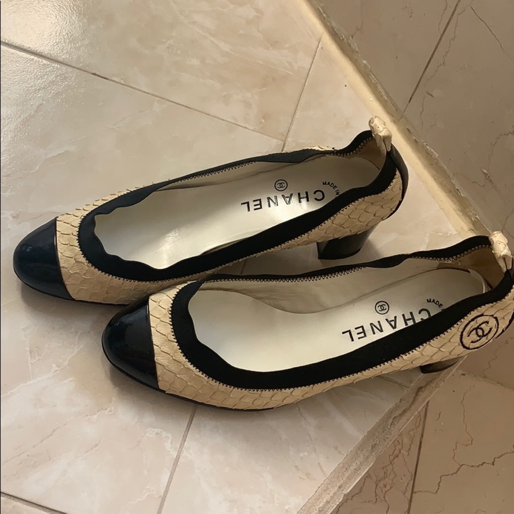 CHANEL Python Short heels. Made in Italy